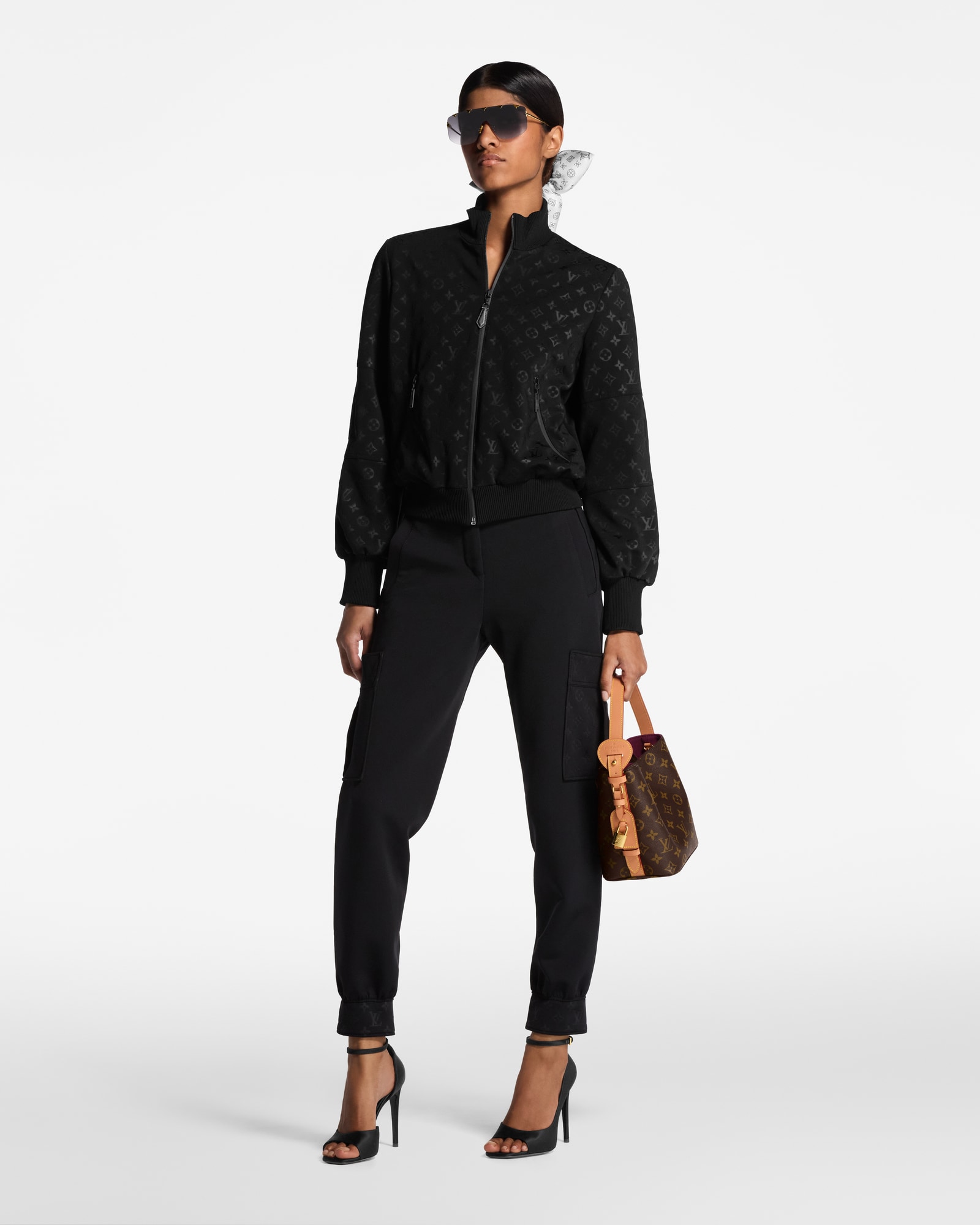 シュシュ・フルール ピケ S00｜ルイ・ヴィトン 公式サイト - M96838